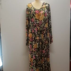 S ZL cute options black floral print dress.  E12